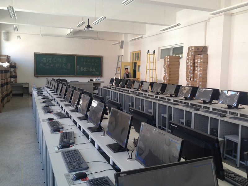 榆林職業技術學院會計電算化教室